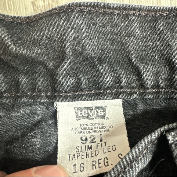 Levi Black Jeans, 921 Slim Fit, Tapered Leg, 16 Regular - Picture 5 of 8